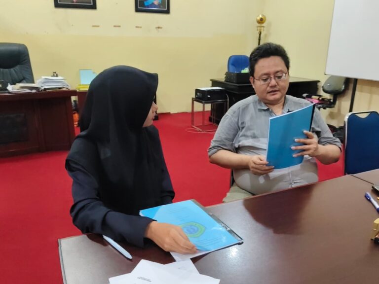 Ujian Magang Digelar, Ketua STIE Al-Anwar Mojokerto Pastikan Kesiapan Mahasiswa Hadapi Dunia Kerja