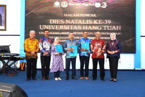 Dies Natalis ke-39 UHT Jadi Ajang Refleksi, Prestasi, dan Penguatan Kualitas Kampus