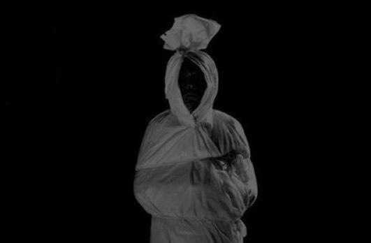 Teror Pocong Ramai Lagi, Benarkah Berkaitan dengan Keresahan Ekonomi?