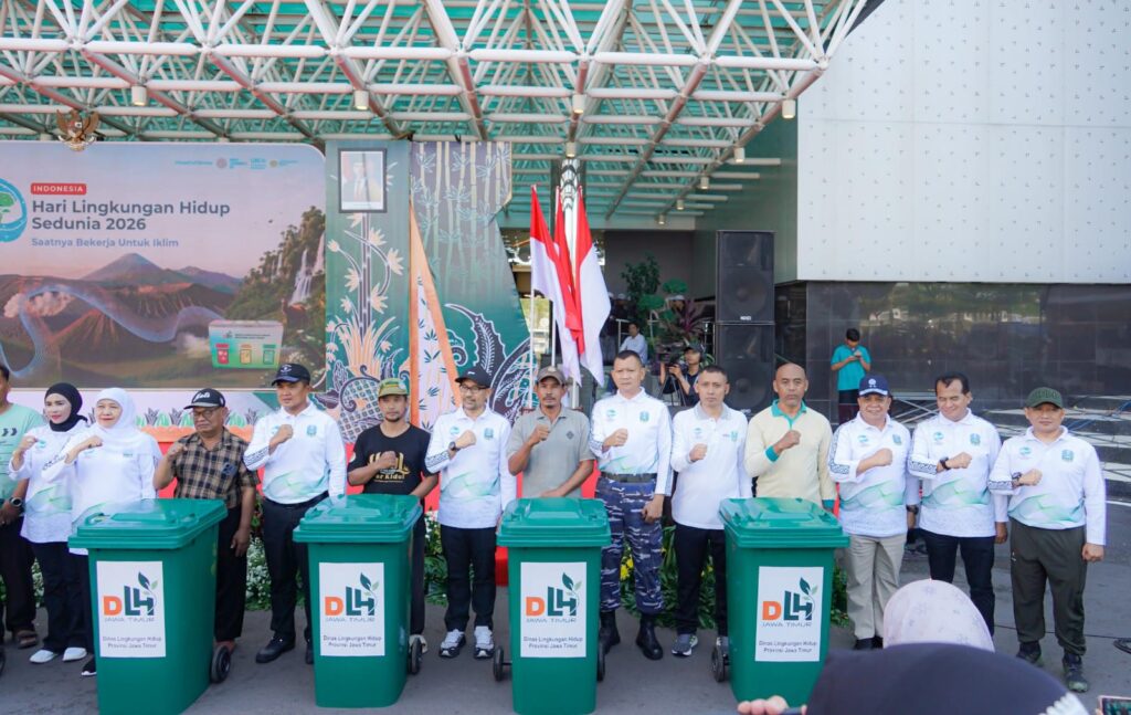 Peringati Hari Lingkungan Hidup Sedunia, Korem Bhaskara Jaya Bersama Ribuan Warga Gotong Royong Jaga Kelestarian Alam
