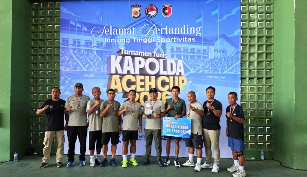 Tim Tenis Polres Aceh Timur Raih Juara III Kejuaraan Tenis Kapolda Cup Semarak Hari Bhayangkara ke-80
