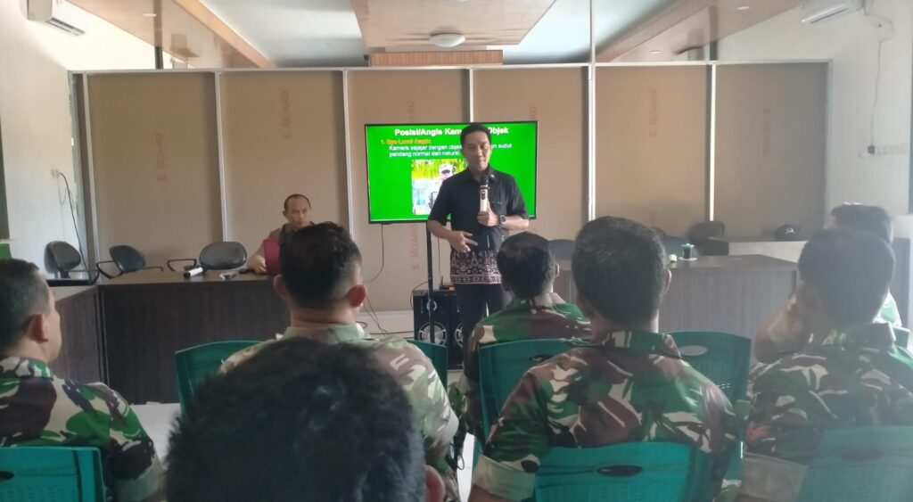 Babinsa Kodim Sampang Upgrade Skill Multimedia untuk Menyampaikan Informasi yang Lebih Efektif