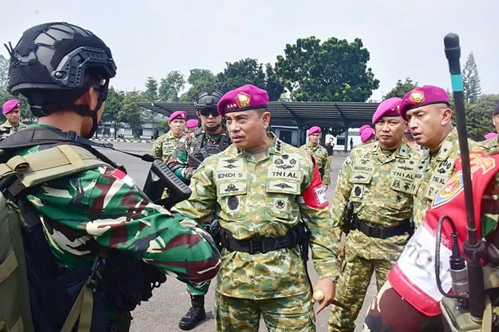 Gelar Pasukan di Cilandak, Pangkormar Cek Kesiapan Marinir untuk Latihan Perang Internasional di Hawaii
