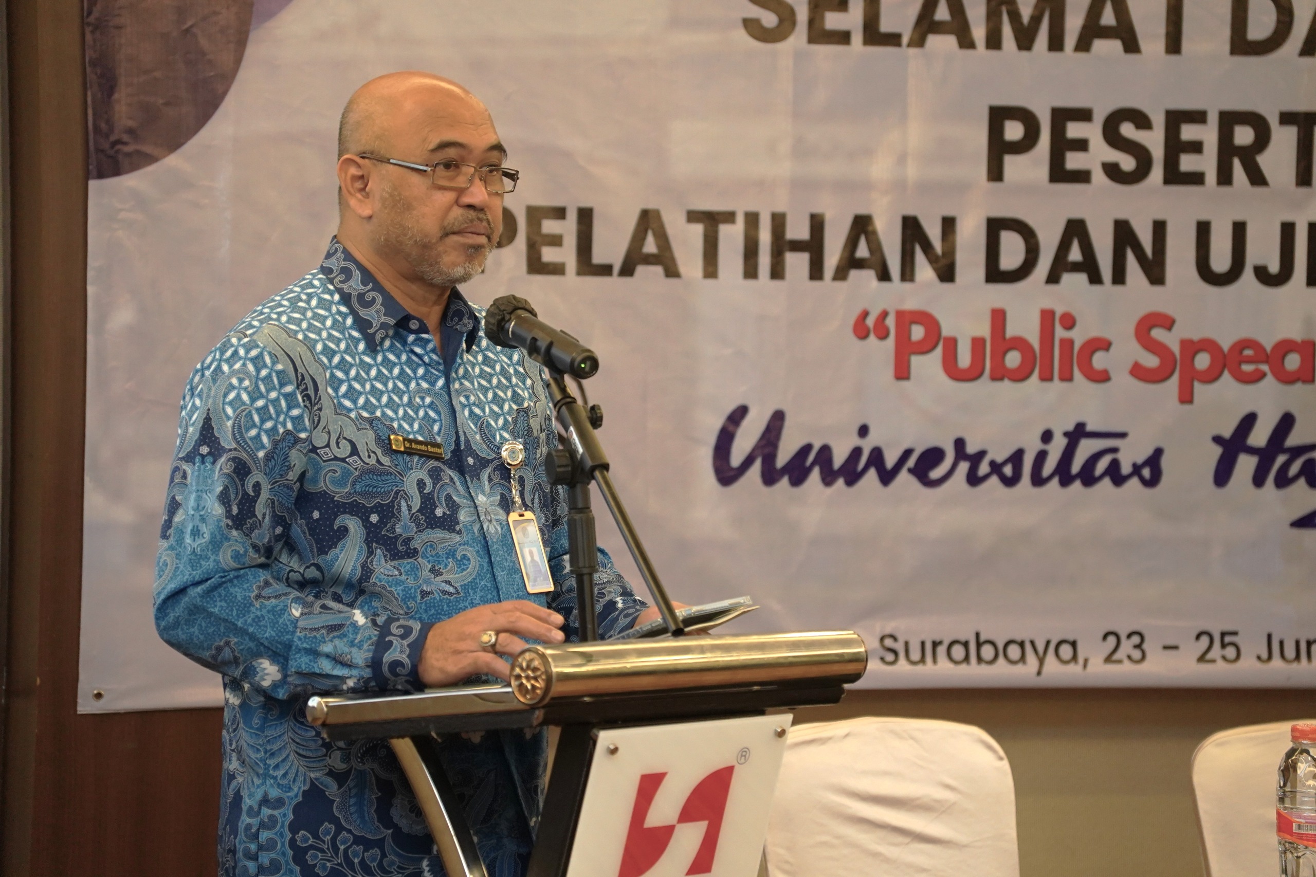 UHT Gelar Pelatihan Public Speaking, Bekali 32 Dosen Tingkatkan Kompetensi Komunikasi