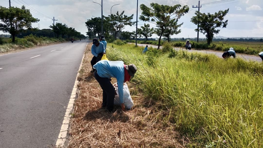 Pemkab Bangkalan Perkuat Kolaborasi Penanganan Sampah di Akses Suramadu Sisi Madura