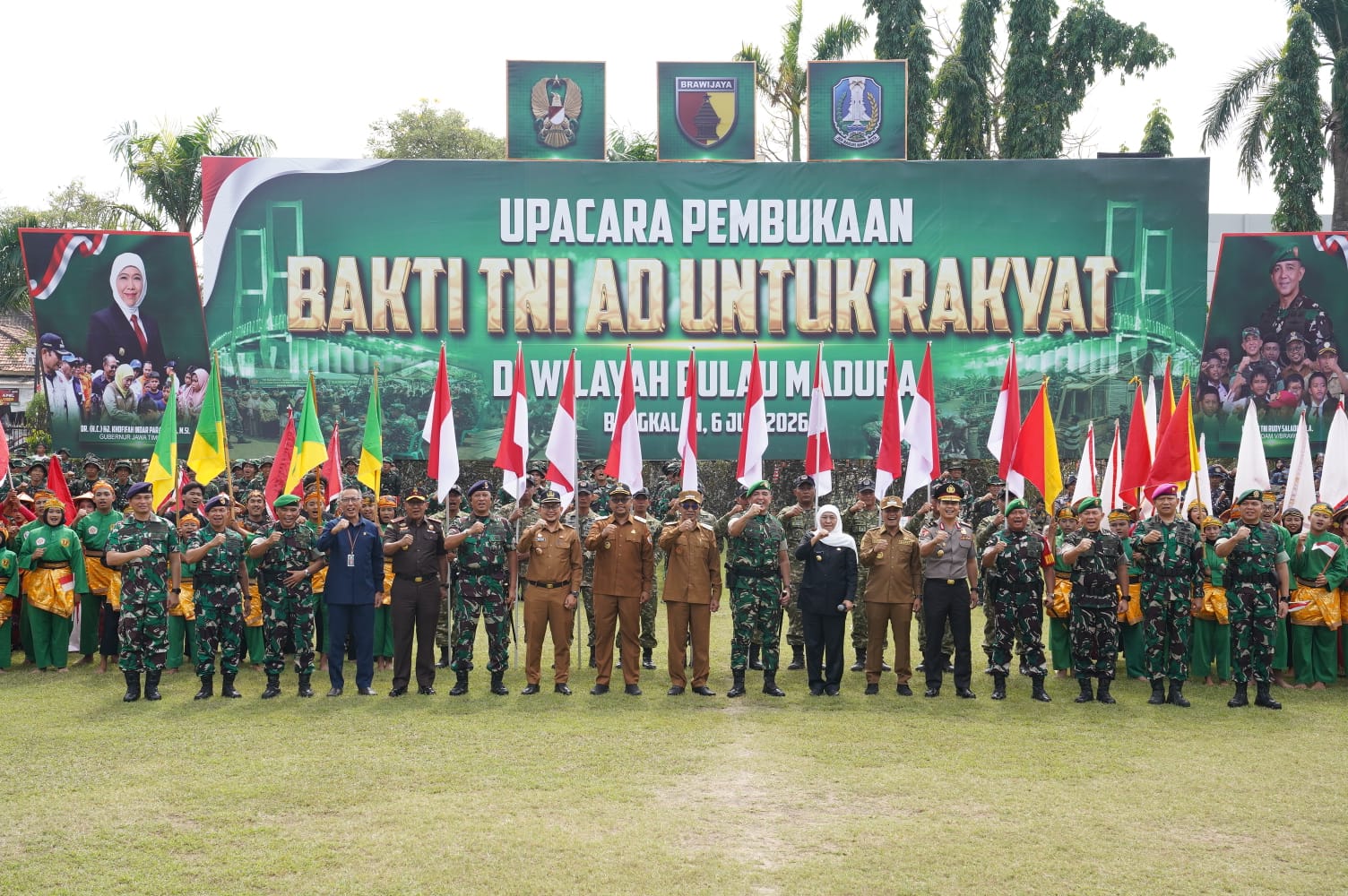 Madura Jadi Pusat Pengabdian TNI AD, Danrem Bhaskara Jaya Hadiri Upacara Pembukaan Bakti TNI AD untuk Rakyat.
