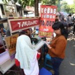 Telusuri Dugaan Pungli PKL, Wali Kota Eri Cahyadi Turun Langsung ke CFD Taman Bungkul