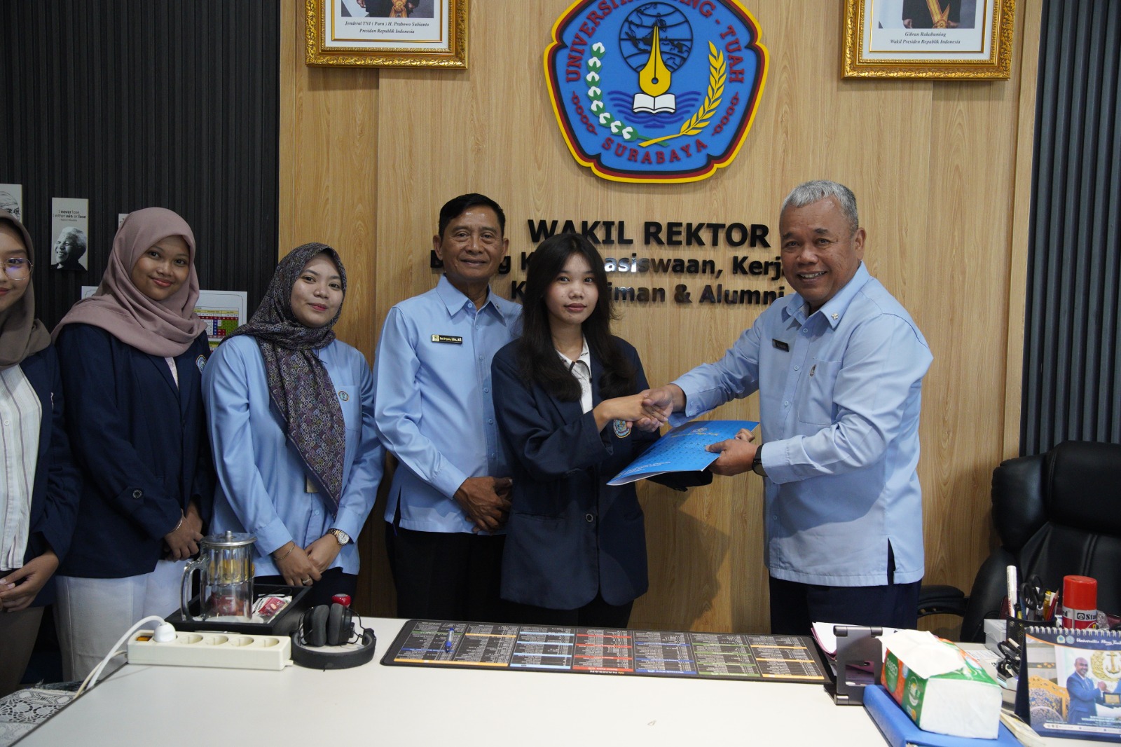 Termin I Dana PKM Belmawa 2026 Diserahkan, Dua Tim Mahasiswa UHT Siap Jalankan Program