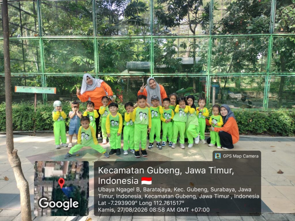 PPT Dahlia I RW 03 Manyar Sabrangan Gelar Outing Class Puncak Tema Binatang di Taman Flora Kebun Bibit