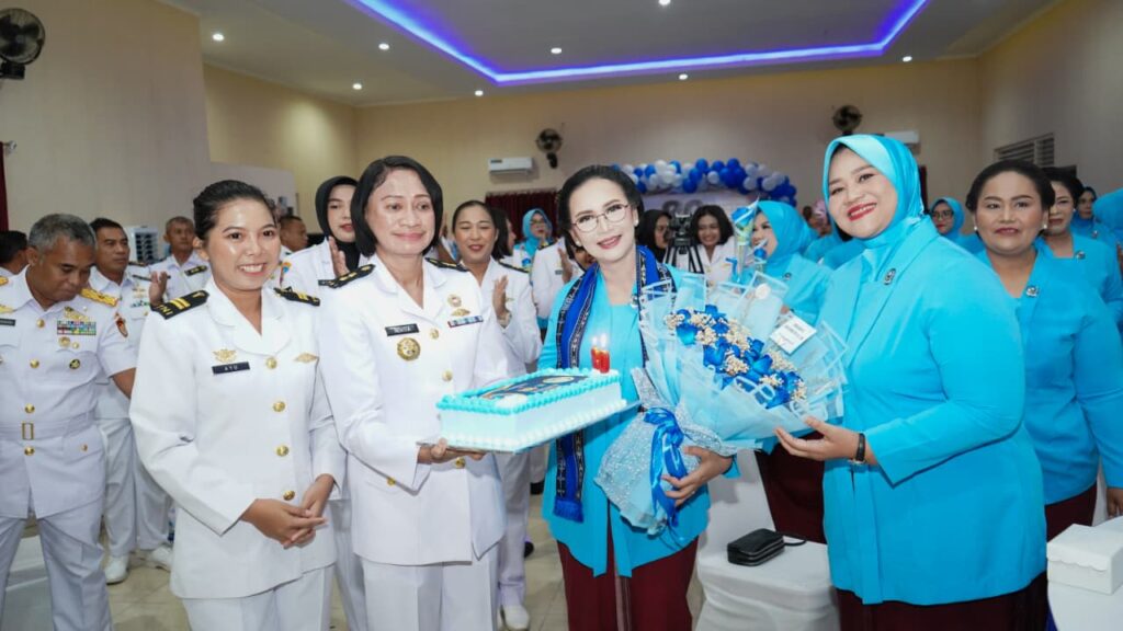 Syukuran HUT ke-80 Jalasenastri di Kodaeral IX Pererat Silaturahmi dan Kebersamaan